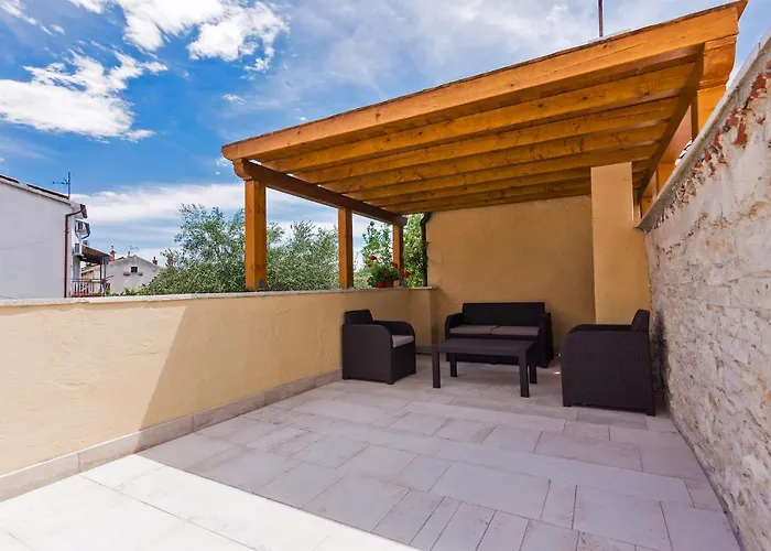 Semesterbostad Marina In *