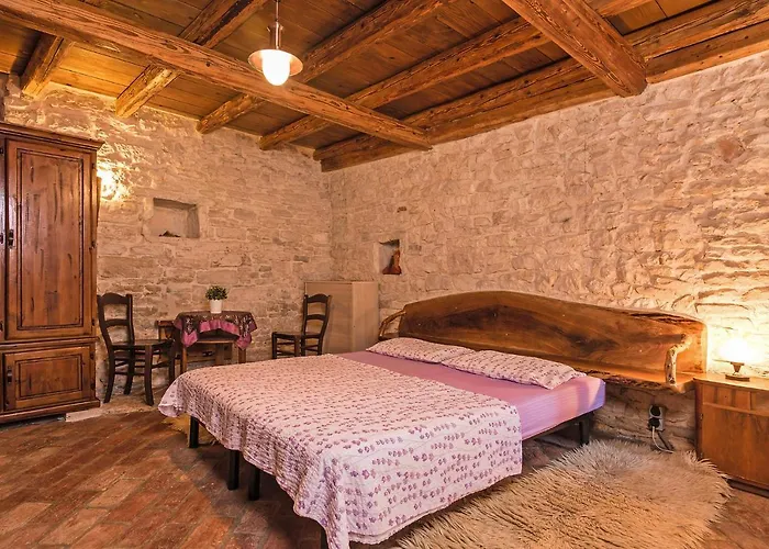 Semesterbostad Marina In *