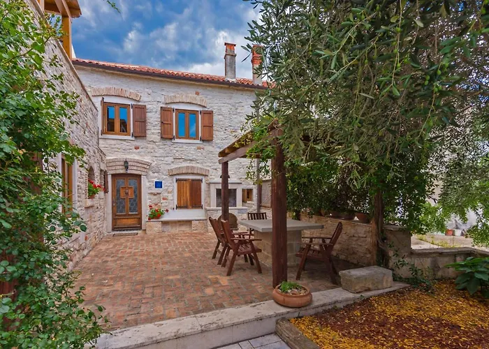 Marina In Vakantiehuis Ližnjan